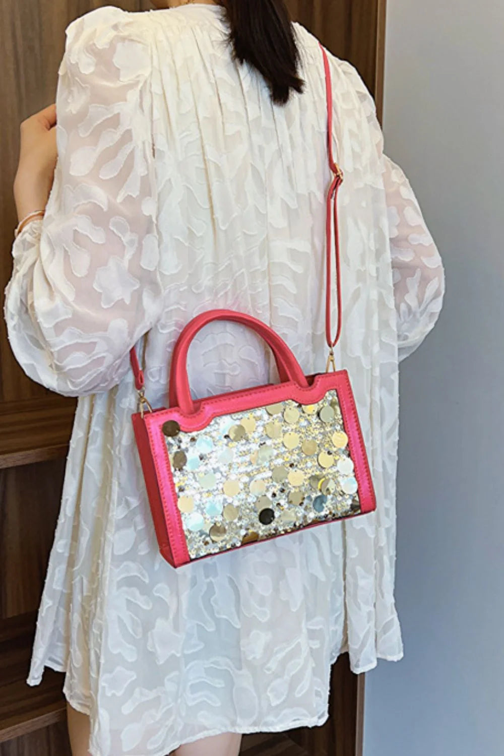 Dazzling PU Leather Sequin Handbag Shimmers