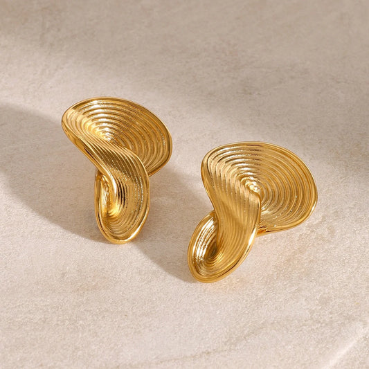 Gold 18K Geometric Twisted Earrings Design