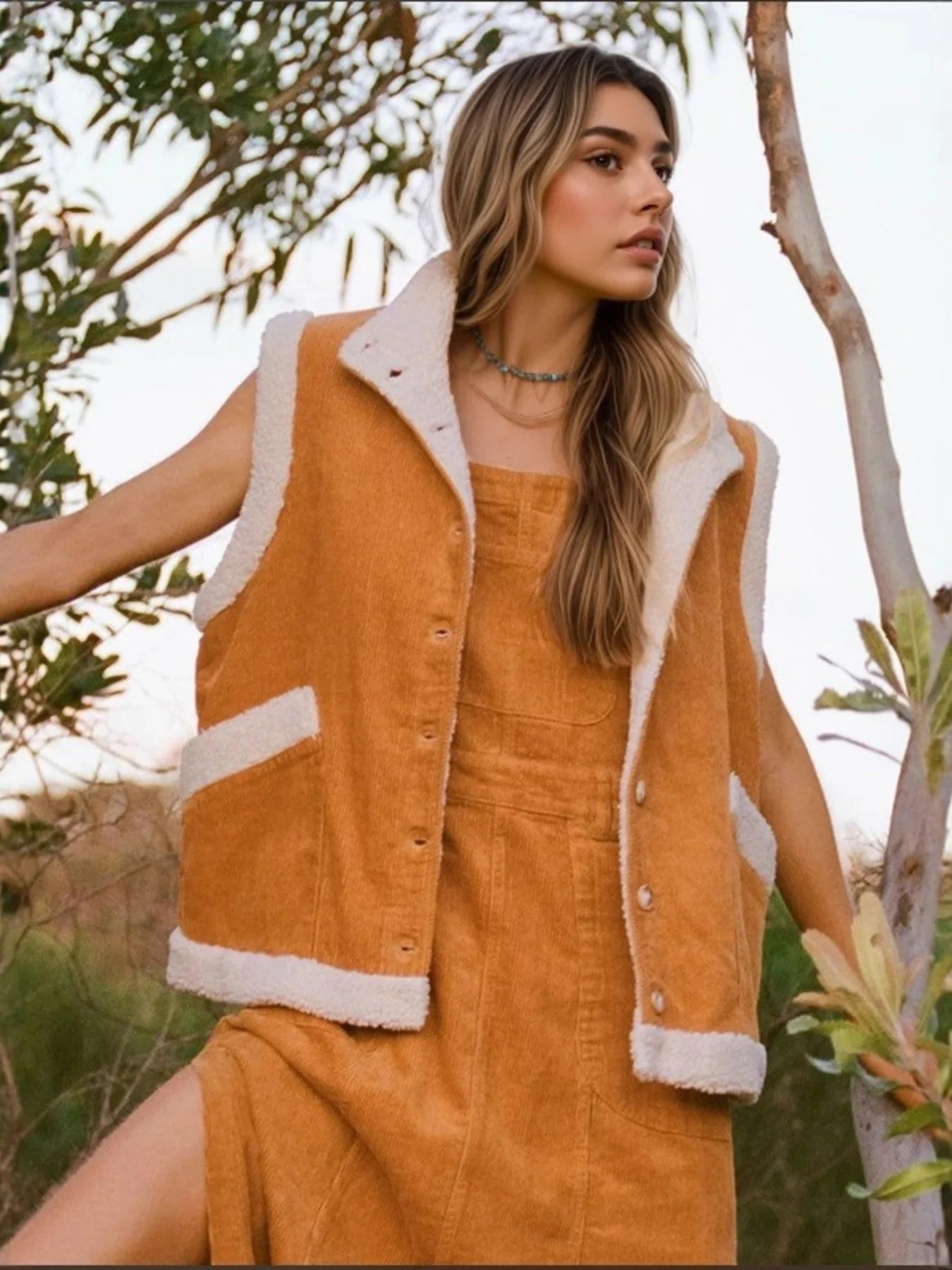 Sleek Terracotta Jacket for Ultimate Warmth and Style in Cold Weather