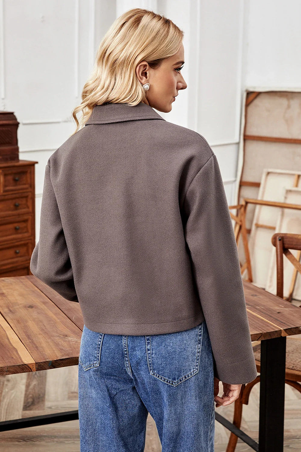 Stylish Collared Mocha Jacket for the Modern Woman